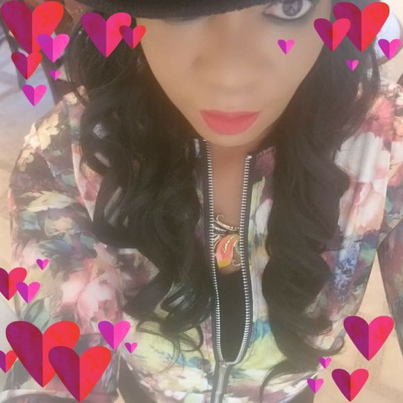 Meet your Posher, Jackie - Picture 1 of 1